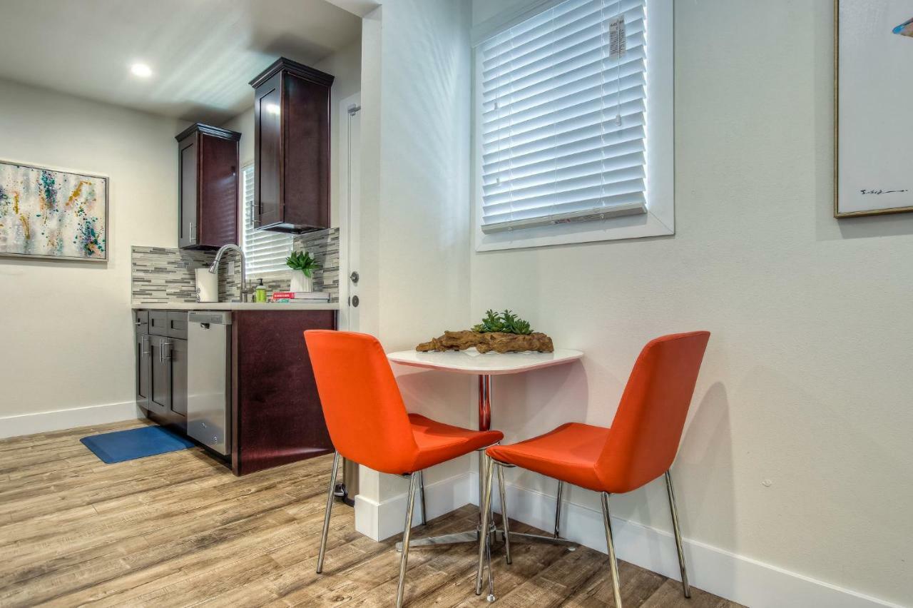 Long Beach Studio Suites Exterior foto
